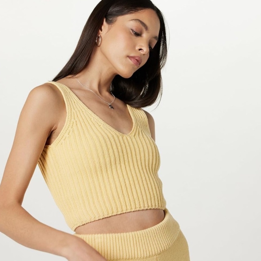 Society + Stitch Island Daydream Cropped Sweater Tank in Buttercup Sz X-Large
